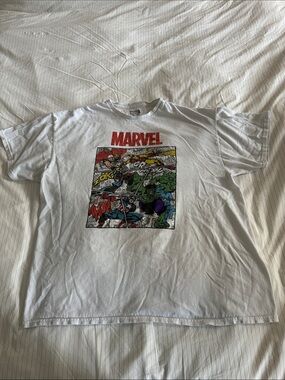 💜 3/30 Marvel White Tee with Multicolor Comic Panel Print